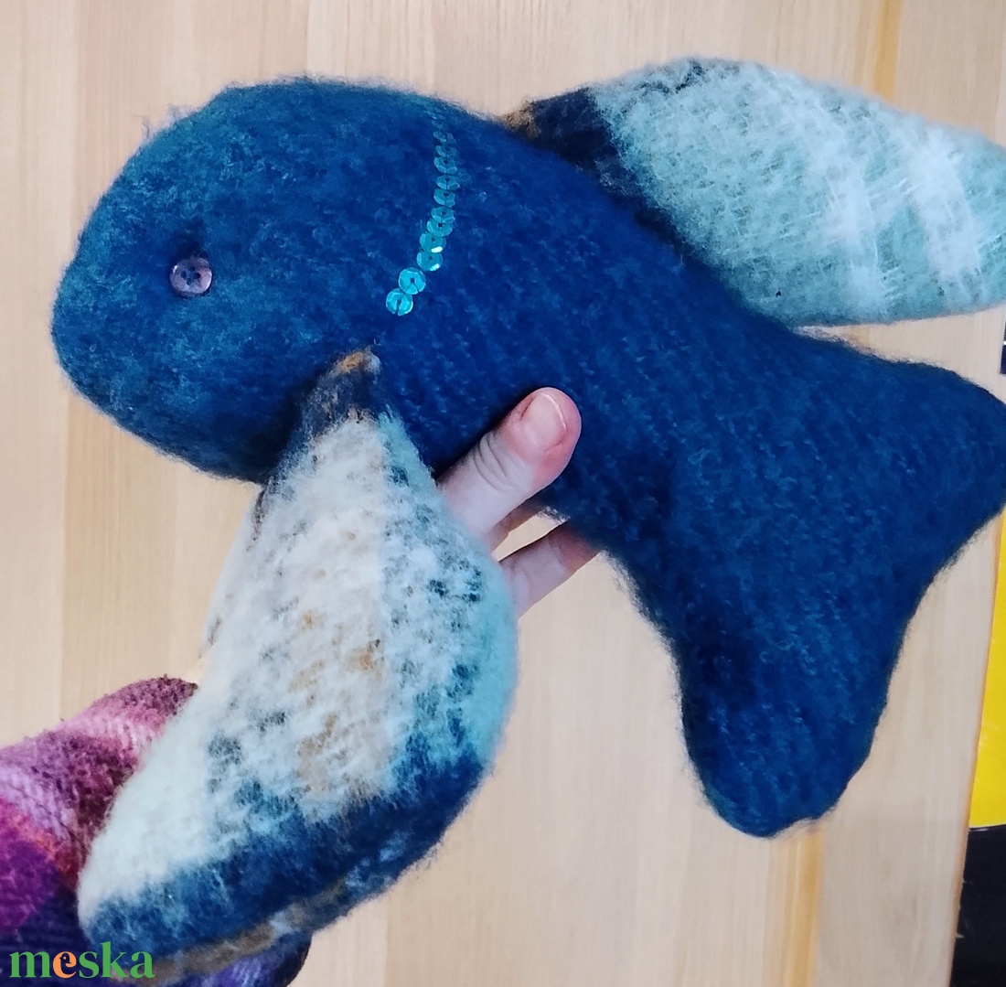 Varrott puha játék hal újrahasznosított anyagból  - játék & sport - plüssállat & játékfigura - hal - Meska.hu