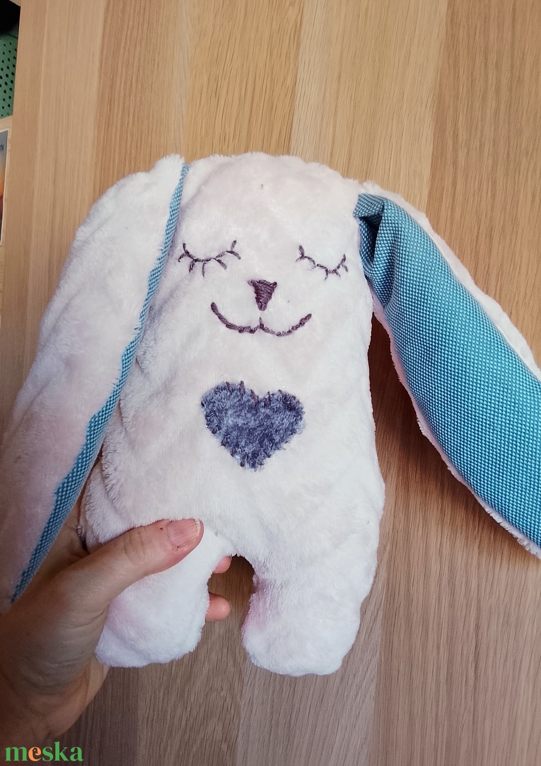 Varrott puha nyuszi textilfigura - játék & sport - plüssállat & játékfigura - hal - Meska.hu