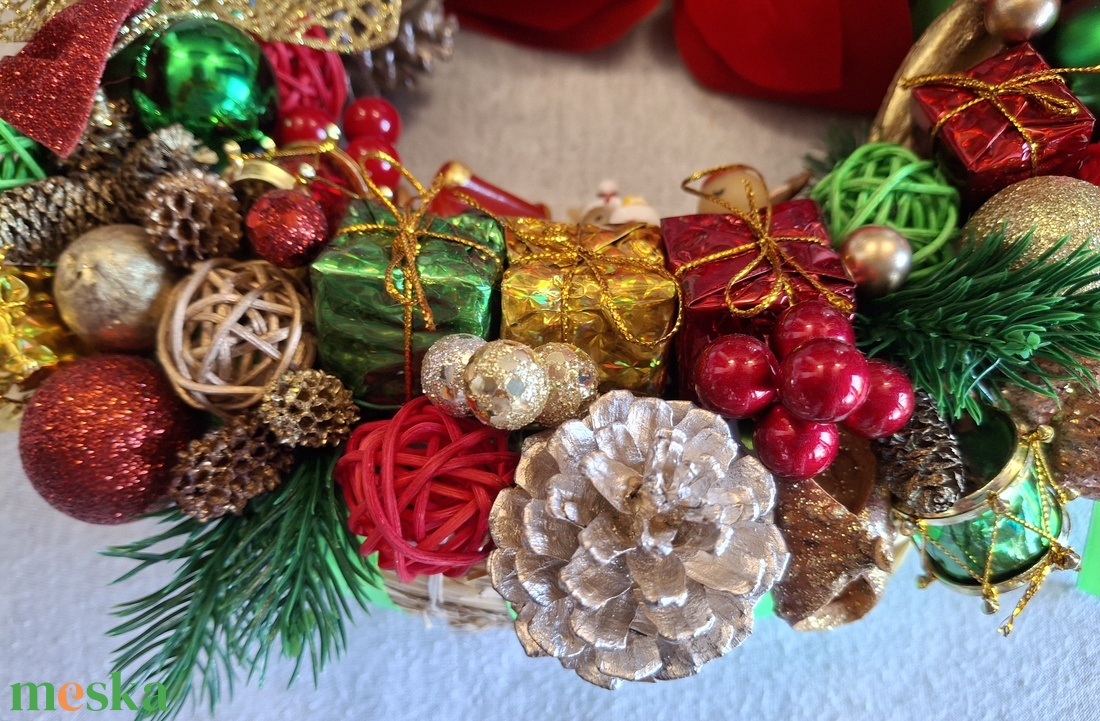 Karácsony szarvaséknál - karácsony - karácsonyi lakásdekoráció - karácsonyi ajtódíszek - Meska.hu