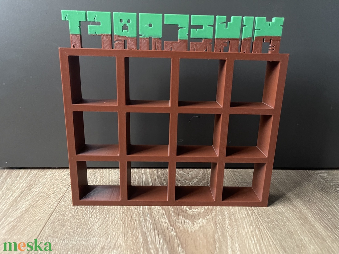 Eladó 12 férőhelyes minecraft polc! - otthon & életmód - dekoráció - asztal és polc dekoráció - díszdoboz - Meska.hu