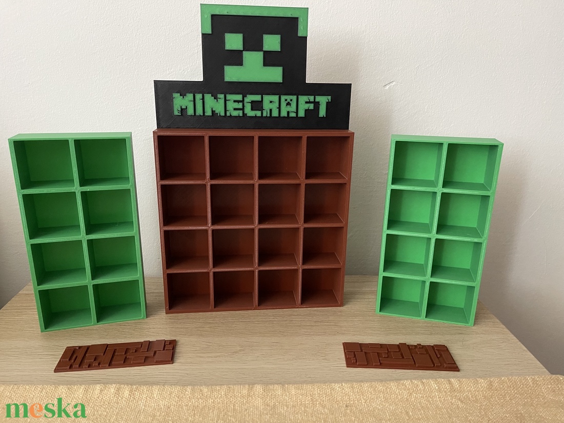 Egyedi Minecraft Kinder Joy figura tartó polc � 32 férőhelyes   - otthon & életmód - dekoráció - asztal és polc dekoráció - díszdoboz - Meska.hu