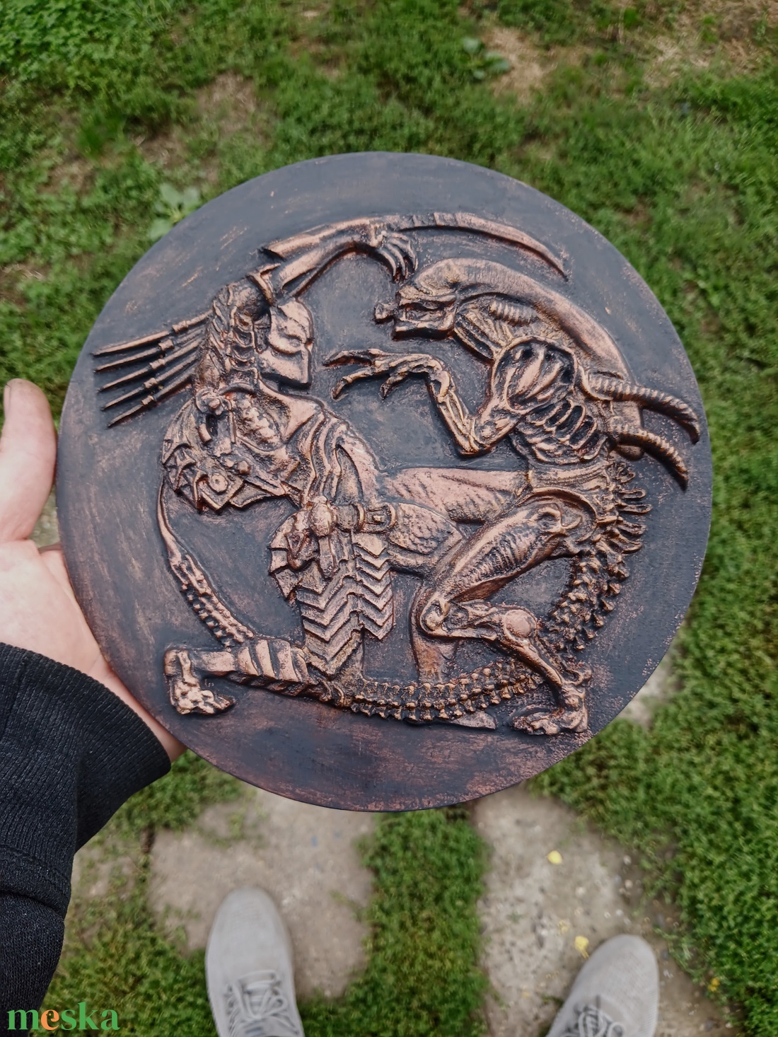 Alien vs Predator faragott falidísz - otthon & életmód - dekoráció - fali és függő dekoráció - falra akasztható dekor - Meska.hu Alien vs Predator faragott falidísz - otthon & életmód - dekoráció - fali és függő dekoráció - falra akasztható dekor - Meska.hu