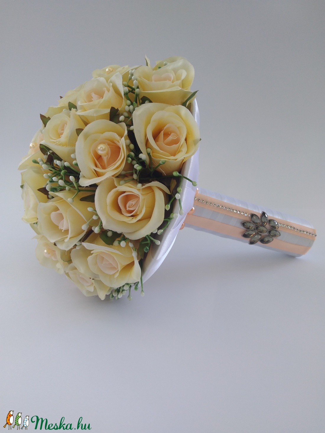 Menyasszonyi csokor  barack színű rózsából -  - Meska.hu