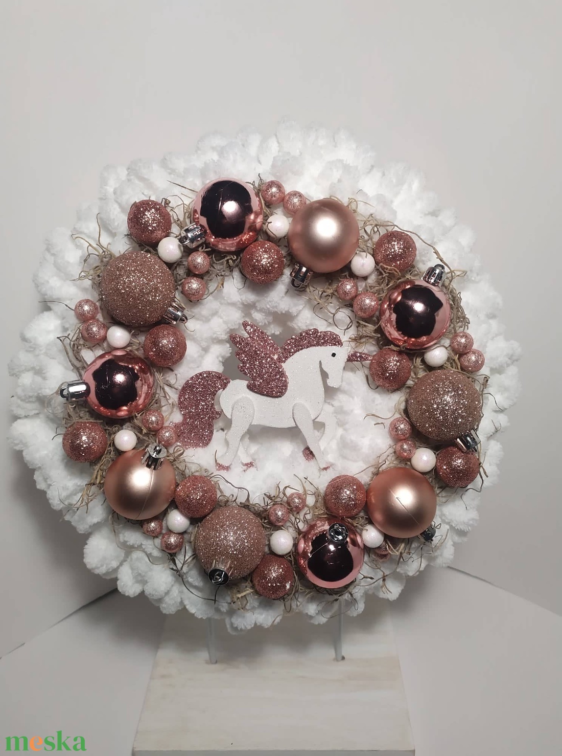 Havas kopogtató, unikornissal - karácsony - karácsonyi lakásdekoráció - karácsonyi ajtódíszek - Meska.hu