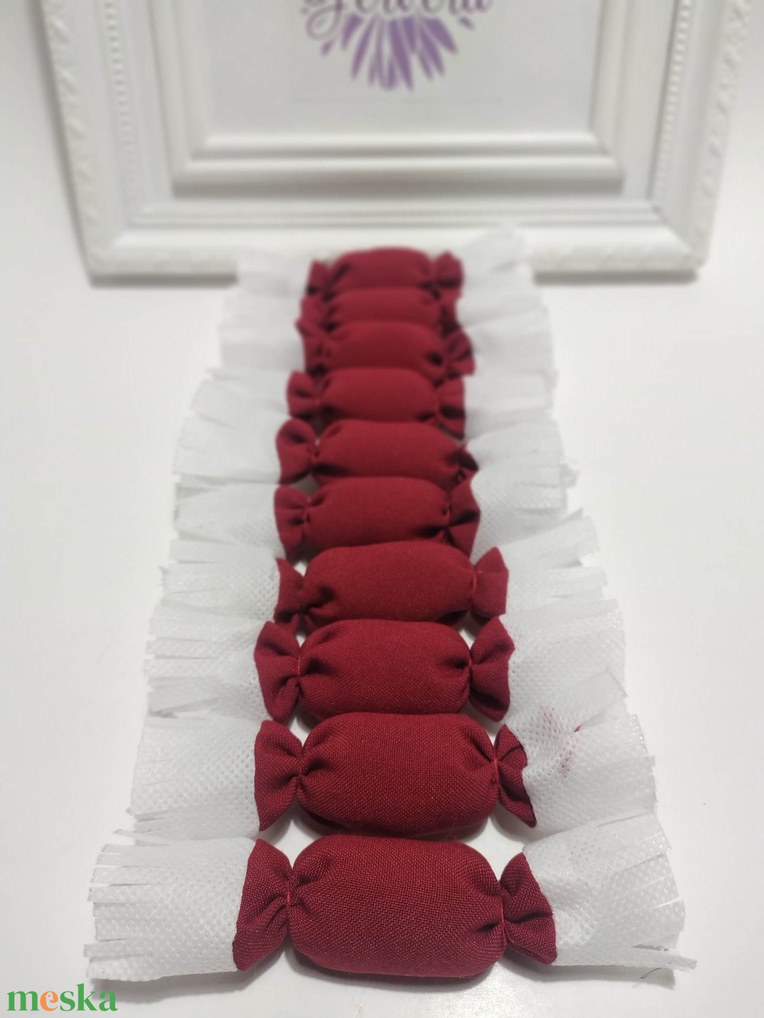 Retró textil szaloncukor, bordó - karácsony - karácsonyi lakásdekoráció - karácsonyfadíszek - Meska.hu Retró textil szaloncukor, bordó - karácsony - karácsonyi lakásdekoráció - karácsonyfadíszek - Meska.hu