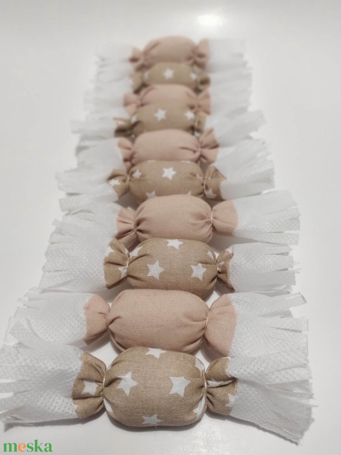 Retró textil szaloncukor, karamell, csillagos - karácsony - karácsonyi lakásdekoráció - karácsonyfadíszek - Meska.hu Retró textil szaloncukor, karamell, csillagos - karácsony - karácsonyi lakásdekoráció - karácsonyfadíszek - Meska.hu
