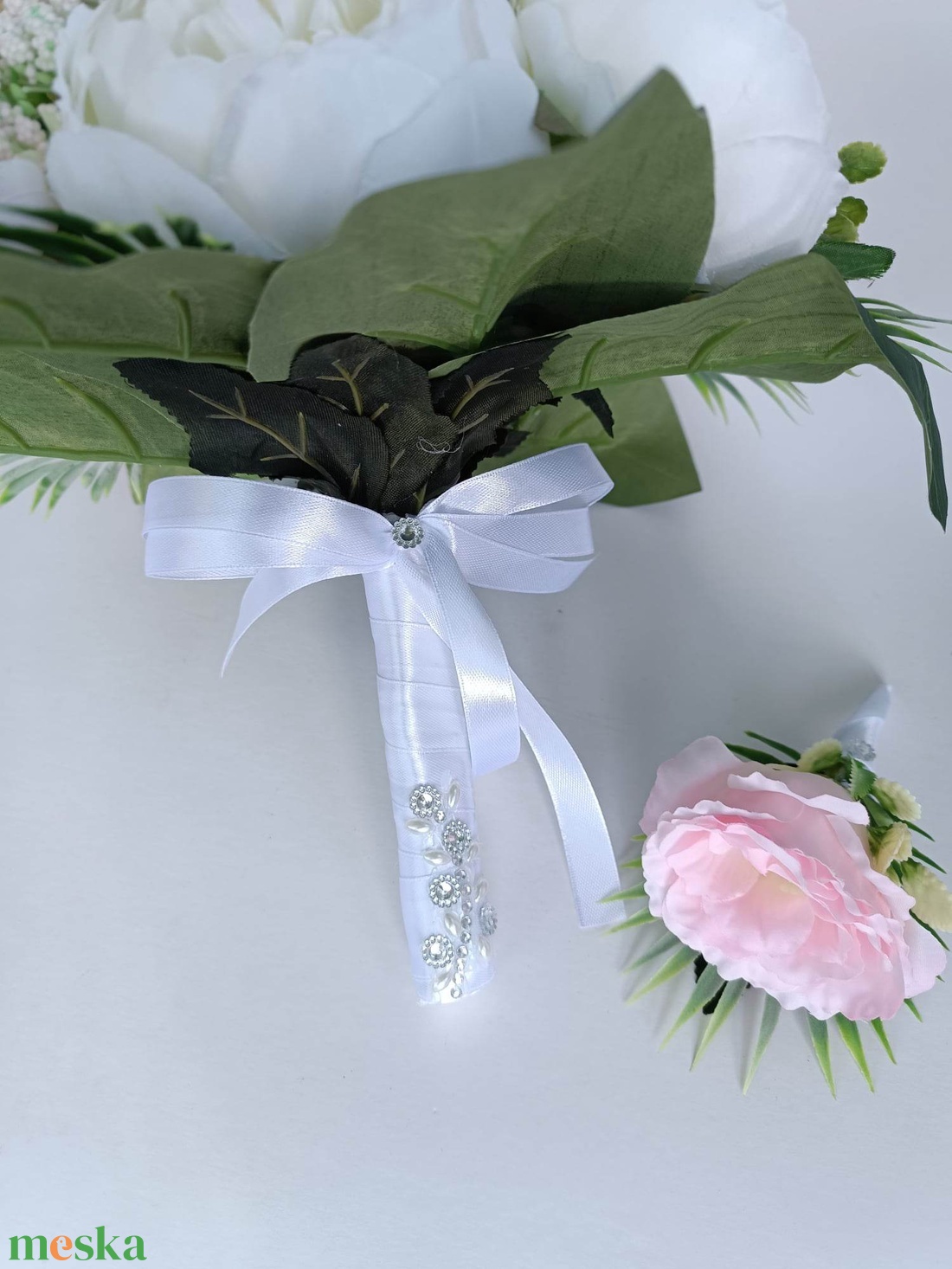 Menyasszonyi csokor, peónia, boglárka, lisianthus - esküvő - menyasszonyi- és dobócsokor - Meska.hu Menyasszonyi csokor, peónia, boglárka, lisianthus - esküvő - menyasszonyi- és dobócsokor - Meska.hu