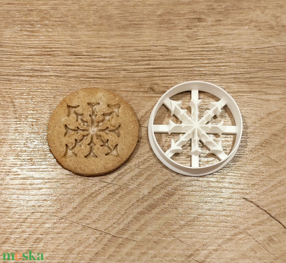 Karácsonyi hópihés keksz, süti. sütemény kiszúró forma - otthon & életmód - konyhafelszerelés, tálalás - sütés, főzés - sütikiszúró - Meska.hu