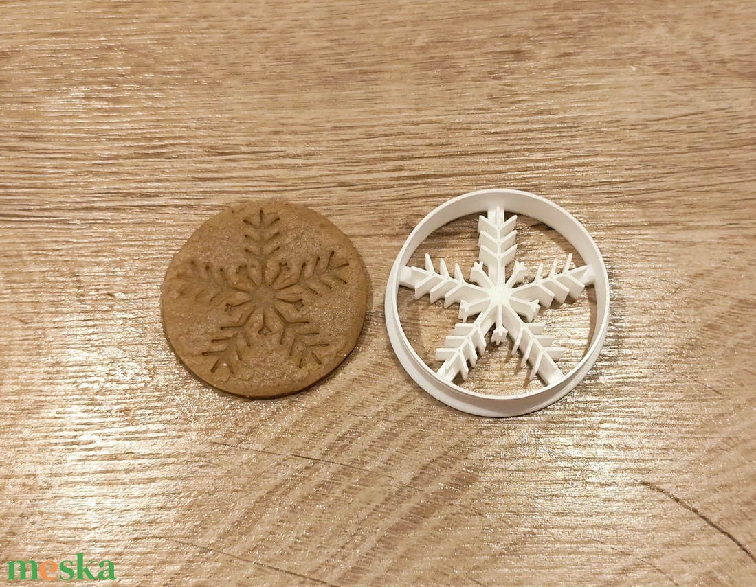 Karácsonyi hópihés (ötágú) keksz, süti. sütemény kiszúró forma - otthon & életmód - konyhafelszerelés, tálalás - sütés, főzés - sütikiszúró - Meska.hu