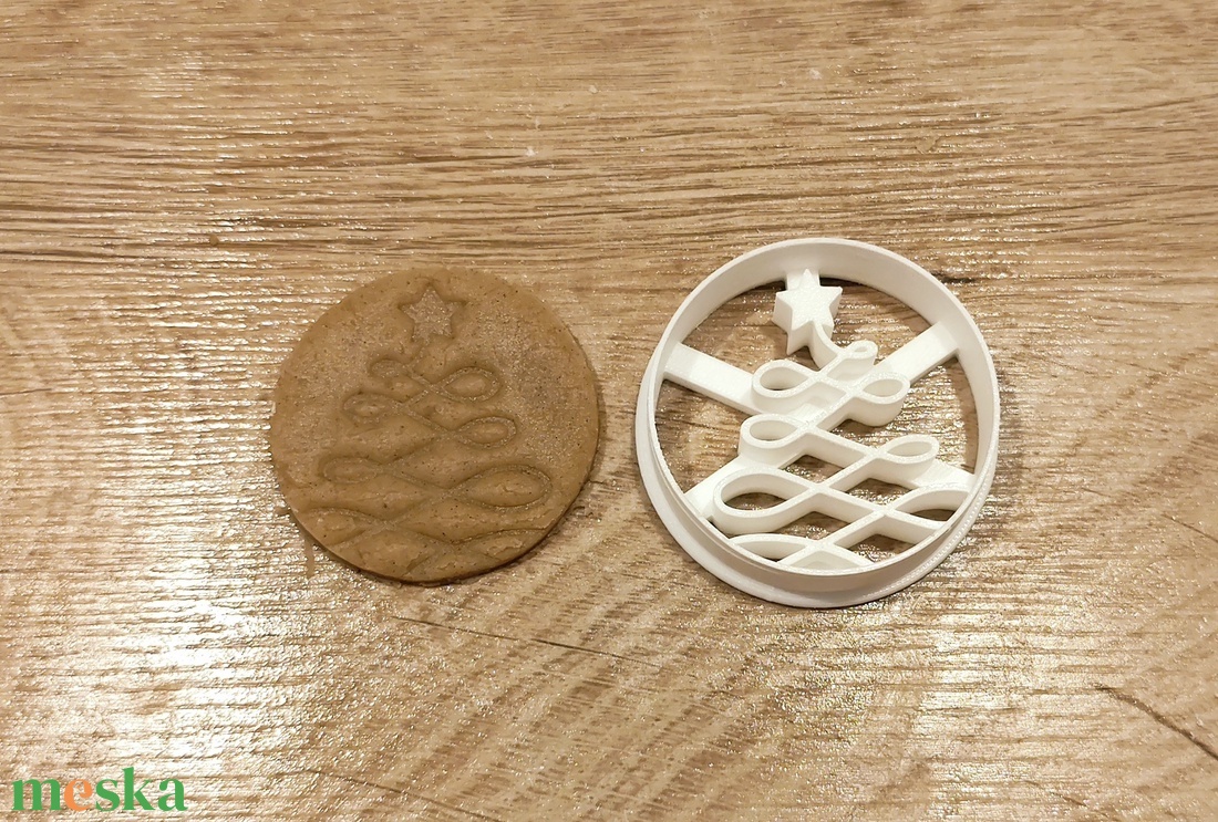 Karácsonyfás (kacskaringós) keksz, süti. sütemény kiszúró forma - otthon & életmód - konyhafelszerelés, tálalás - sütés, főzés - sütikiszúró - Meska.hu