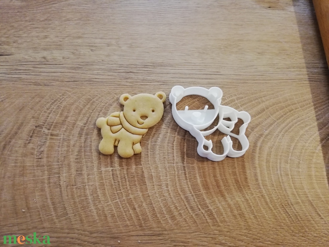 Macis Karácsonyi mézeskalács-, keksz kiszúró forma - otthon & életmód - konyhafelszerelés, tálalás - sütés, főzés - sütikiszúró - Meska.hu