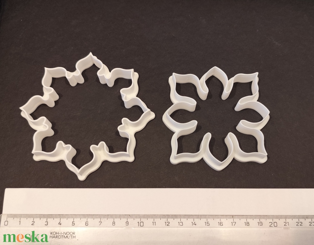 !Akció! Virág és hópihe mézeskalács-, keksz kiszúró forma - otthon & életmód - konyhafelszerelés, tálalás - sütés, főzés - sütikiszúró - Meska.hu