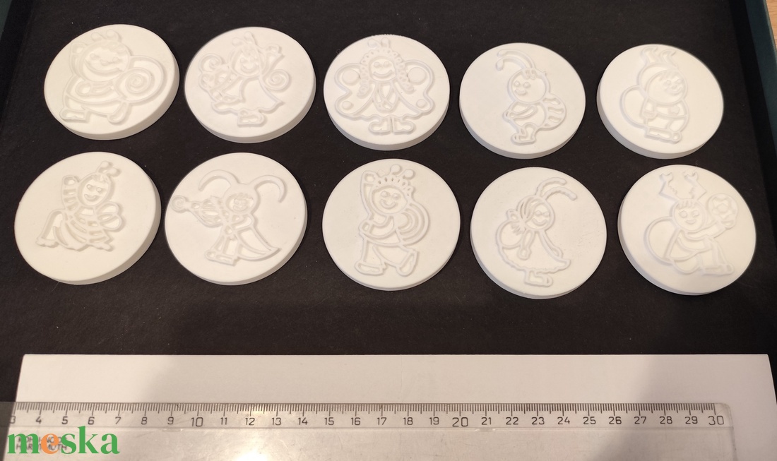 !Akció! Bogyó és Babócás pecsétes kekszkiszúró, mézeskalácsforma - otthon & életmód - konyhafelszerelés, tálalás - sütés, főzés - sütikiszúró - Meska.hu