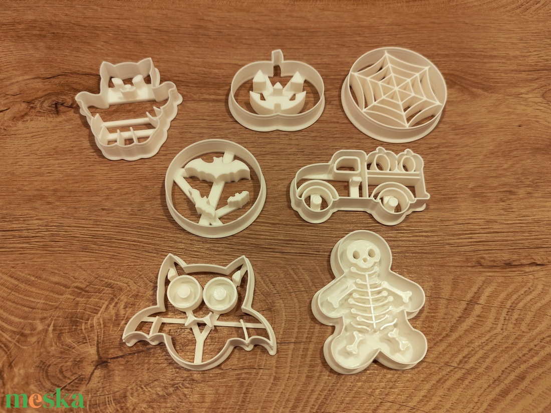 !Akció! Halloween-i mézeskalács-, keksz kiszúró forma szettben - otthon & életmód - konyhafelszerelés, tálalás - sütés, főzés - sütikiszúró - Meska.hu