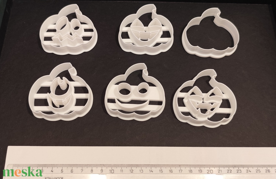 !Akció! Halloween-i mézeskalács-, keksz kiszúró forma szettben - otthon & életmód - konyhafelszerelés, tálalás - sütés, főzés - sütikiszúró - Meska.hu