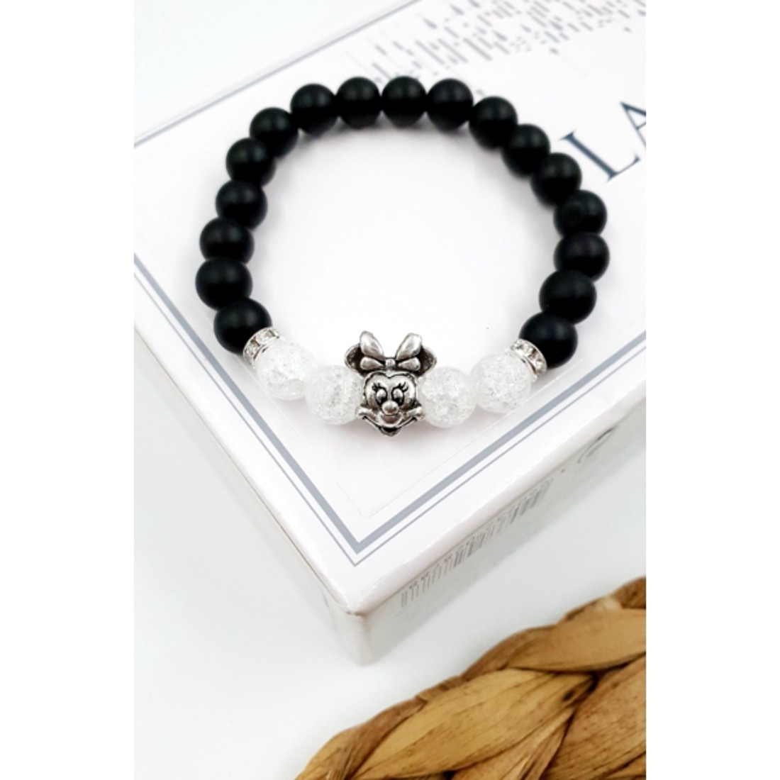 Minnie egeres ónix ásványkarkötő - ékszer - karkötő - ásványkarkötő - Meska.hu