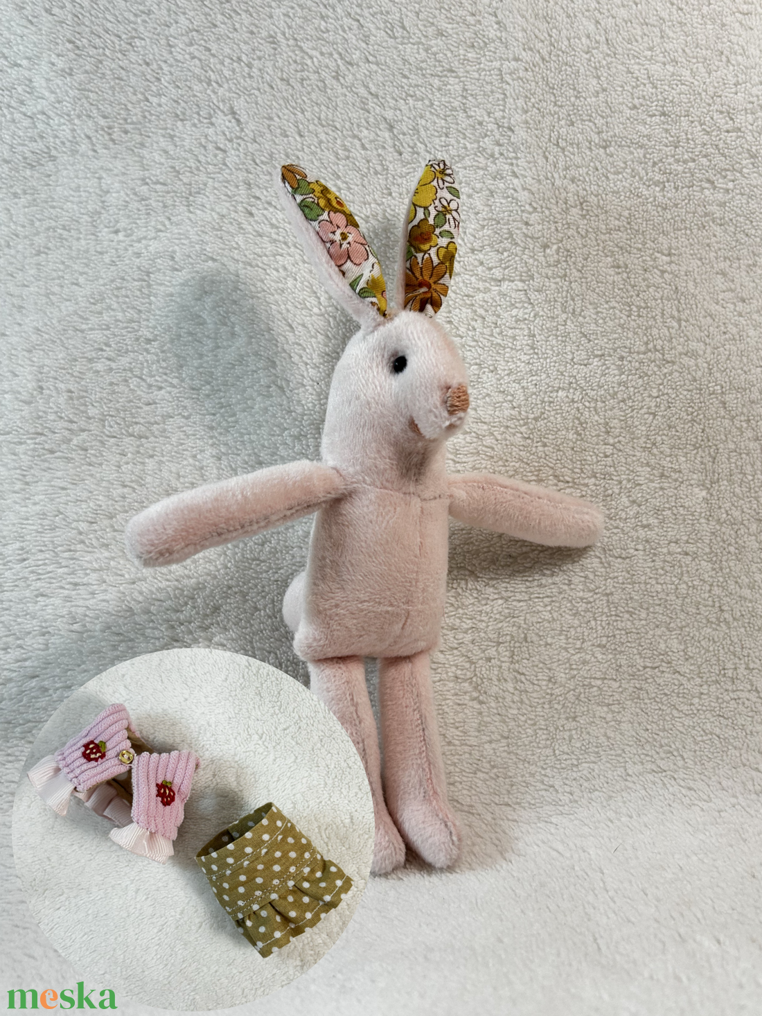 Eper Nyuszi Plüss - játék & sport - plüssállat & játékfigura - nyuszi - Meska.hu