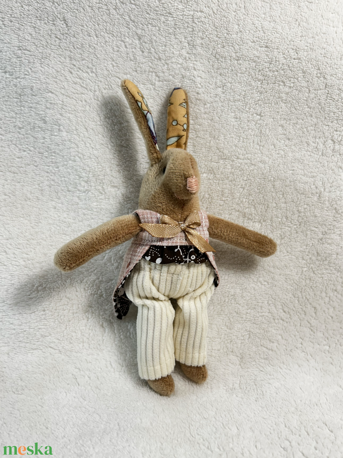 Karamell Nyuszi Plüss - játék & sport - plüssállat & játékfigura - nyuszi - Meska.hu