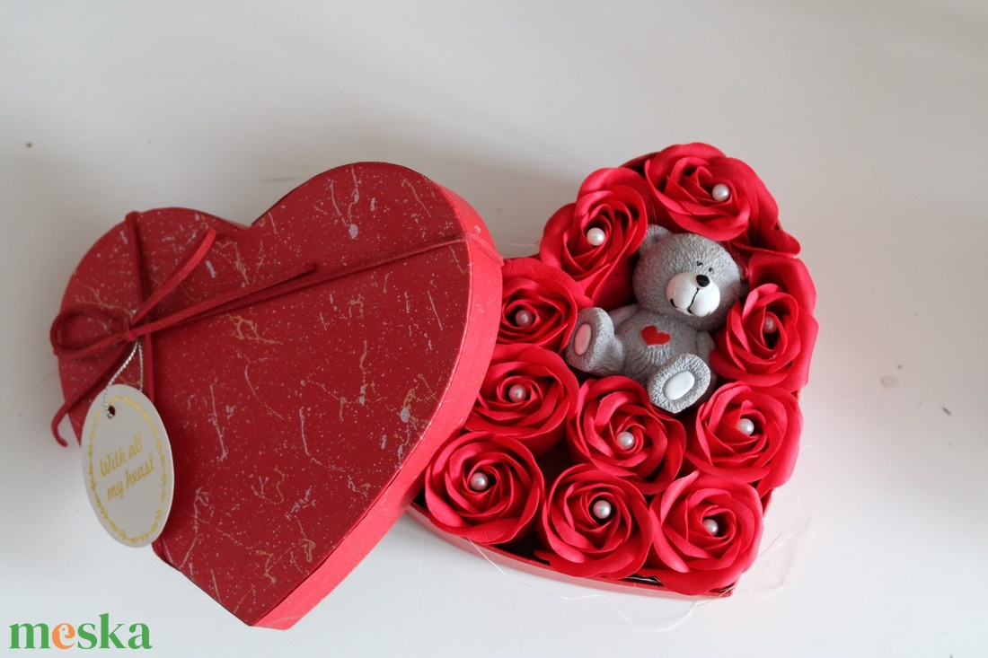 Szappanrózsás ajándékbox macival - otthon & életmód - dekoráció - asztal és polc dekoráció - díszdoboz - Meska.hu