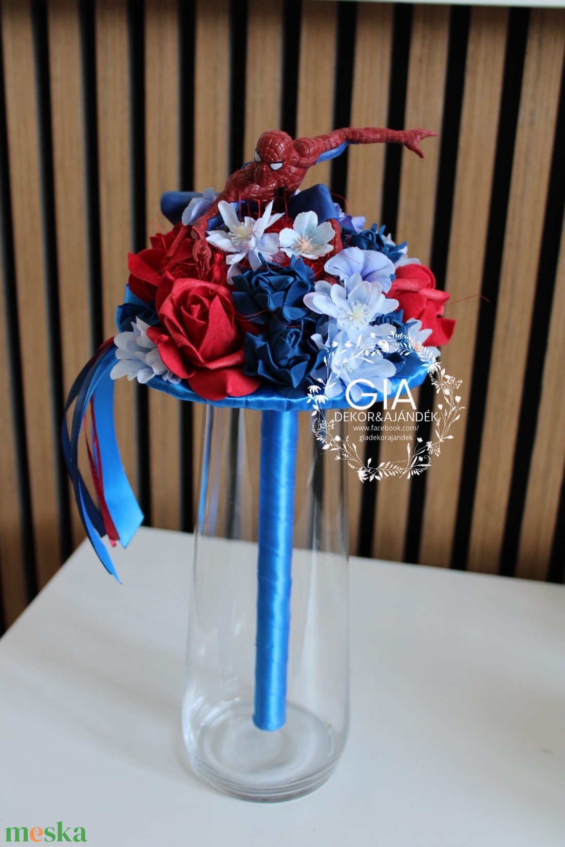 Pókemberes ballagási csokor - otthon & életmód - virágdekoráció - virágok - virágcsokor - Meska.hu