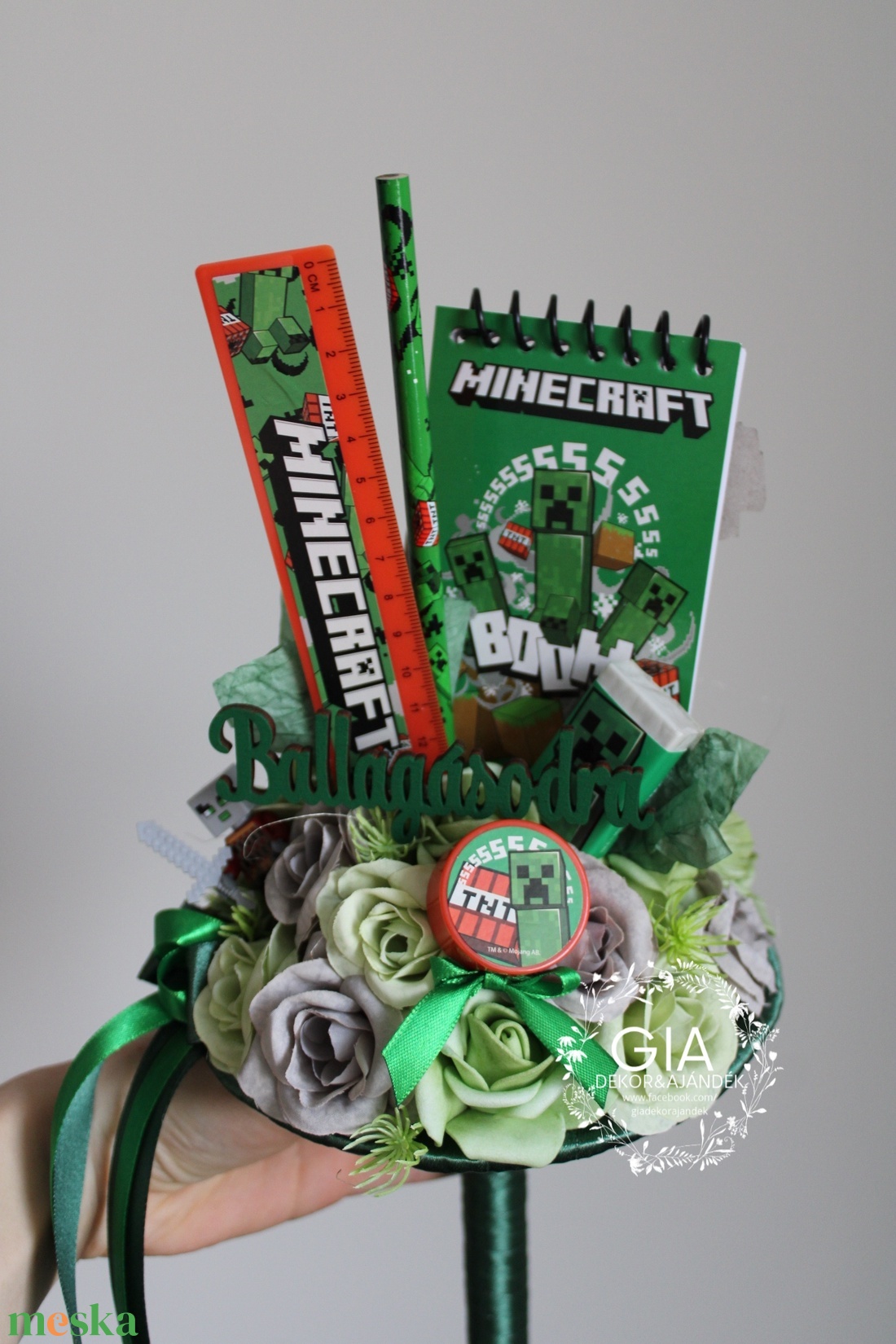 Minecraft ballagási csokor - otthon & életmód - virágdekoráció - virágok - virágcsokor - Meska.hu