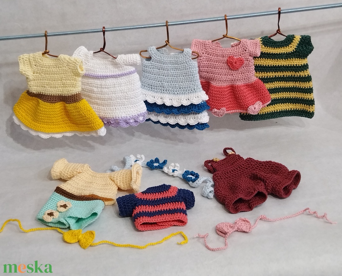 Szofi és ruhatára - diy (csináld magad) - szabásminta, útmutató - horgolási minta - Meska.hu Szofi és ruhatára - diy (csináld magad) - szabásminta, útmutató - horgolási minta - Meska.hu