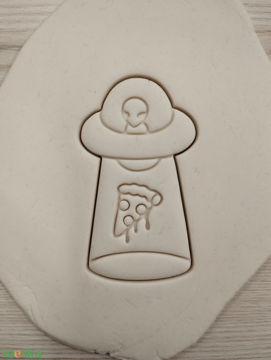 Sütikiszúró - UFO ( szettben is rendelhető! [2500 Ft] ) - otthon & életmód - konyhafelszerelés, tálalás - sütés, főzés - sütikiszúró - Meska.hu