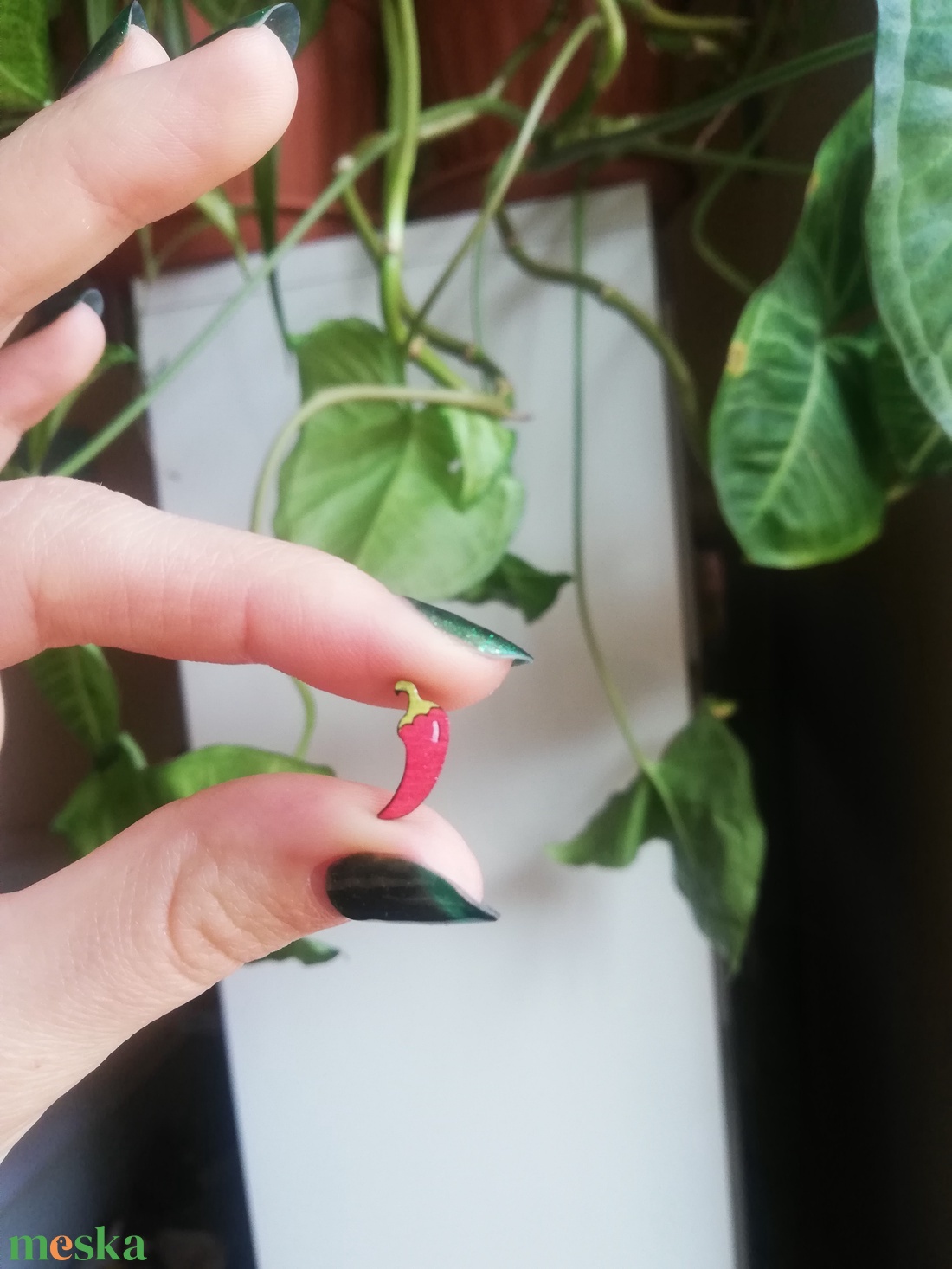 Gulyás és Paprika Fa Kézzel Festett Fülbevaló Ékszer Bármely Alkalomra Hétköznapokra Vicces Mókás Egyedi Ajándék - ékszer - fülbevaló - pötty fülbevaló - Meska.hu Gulyás és Paprika Fa Kézzel Festett Fülbevaló Ékszer Bármely Alkalomra Hétköznapokra Vicces Mókás Egyedi Ajándék - ékszer - fülbevaló - pötty fülbevaló - Meska.hu