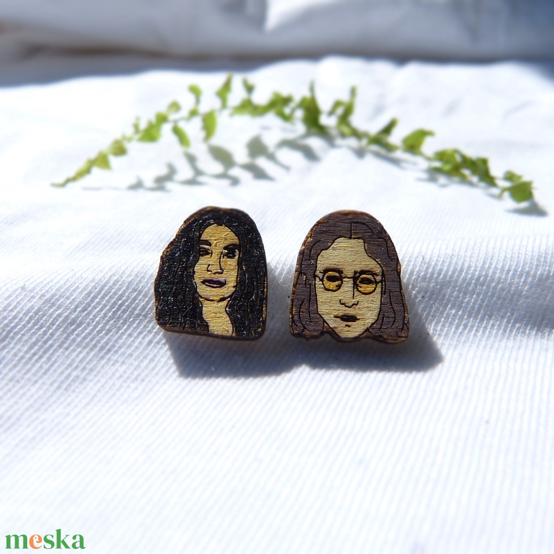 Lennon és Ono (Be my Yoko Ono) fülbevaló - ékszer - fülbevaló - pötty fülbevaló - Meska.hu Lennon és Ono (Be my Yoko Ono) fülbevaló - ékszer - fülbevaló - pötty fülbevaló - Meska.hu