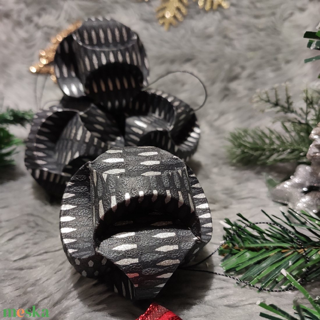 6 darabos gömb fekete, ezüst, szürke karácsonyfadísz szett CSG06017 - karácsony - karácsonyi lakásdekoráció - karácsonyfadíszek - Meska.hu