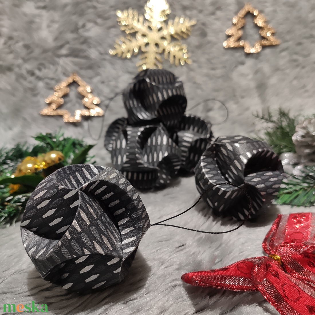 6 darabos gömb fekete, ezüst, szürke karácsonyfadísz szett CSG06017 - karácsony - karácsonyi lakásdekoráció - karácsonyfadíszek - Meska.hu