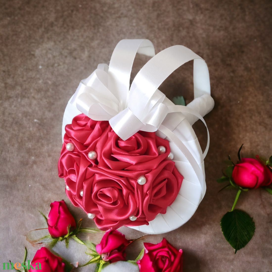 Szaténrózsa csokor - esküvő - menyasszonyi- és dobócsokor - Meska.hu