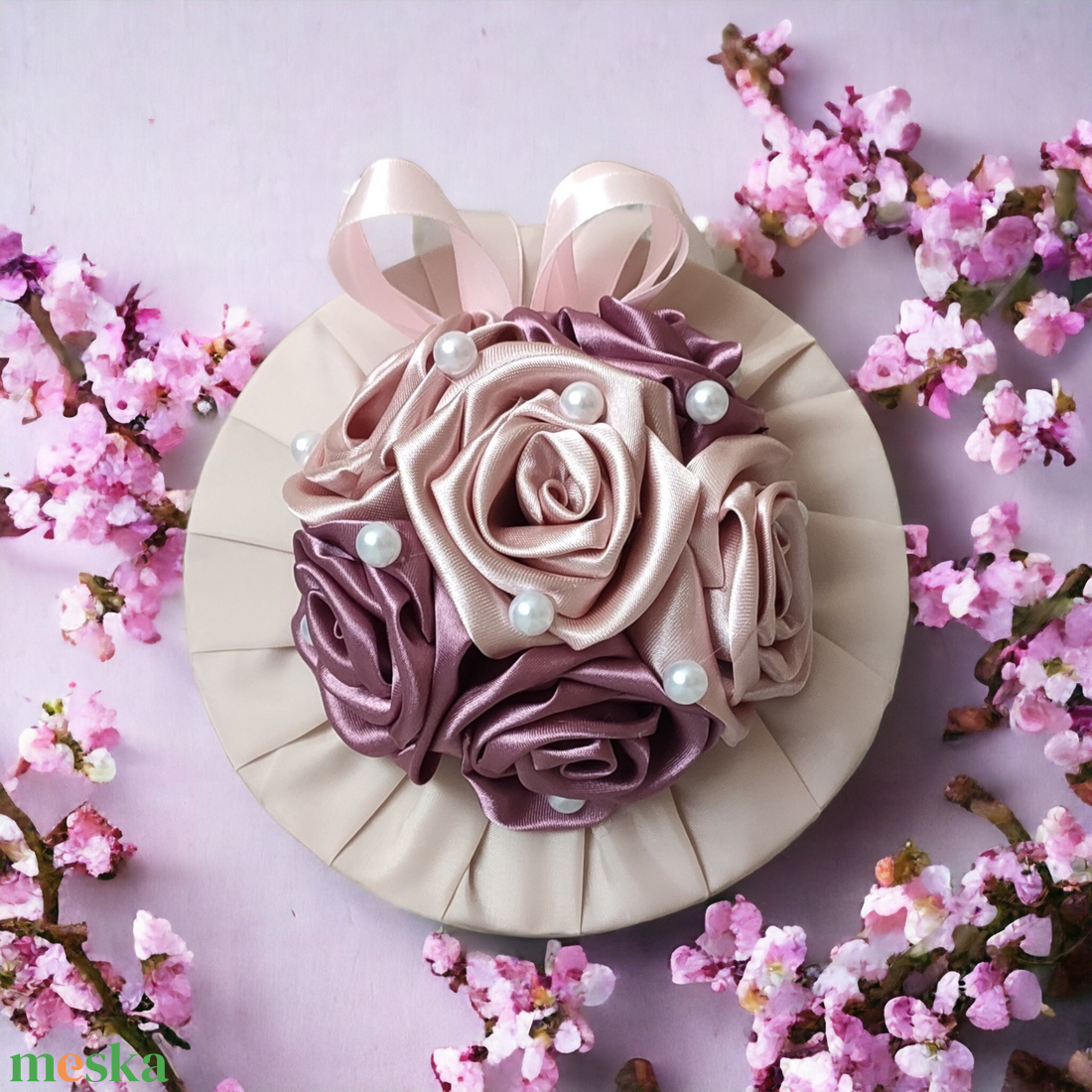 Mályva, rosegold szaténrózsa csokor - esküvő - menyasszonyi- és dobócsokor - Meska.hu