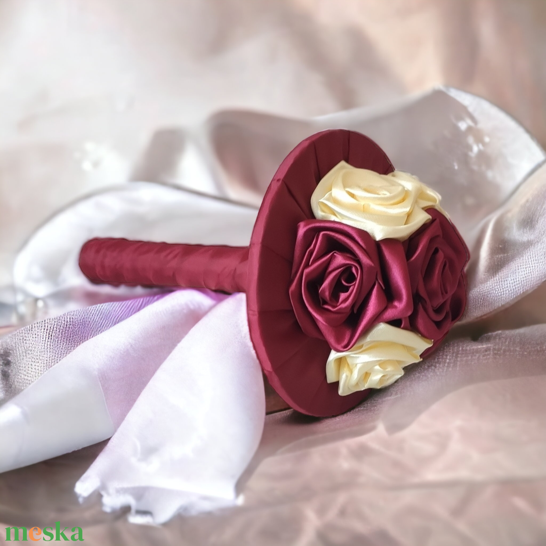 Bordó és krémszínű szaténrózsa csokor - esküvő - menyasszonyi- és dobócsokor - Meska.hu