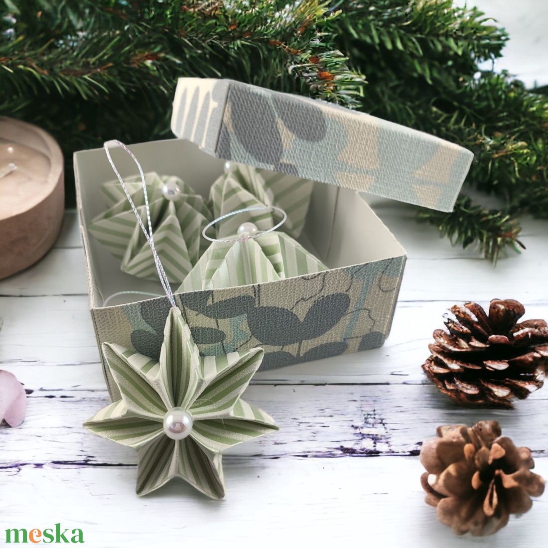 Olíva zöld, fehér csíkos csillag karácsonyfadísz szett 4 db-os 7CS04009FHZO - karácsony - karácsonyi lakásdekoráció - karácsonyfadíszek - Meska.hu