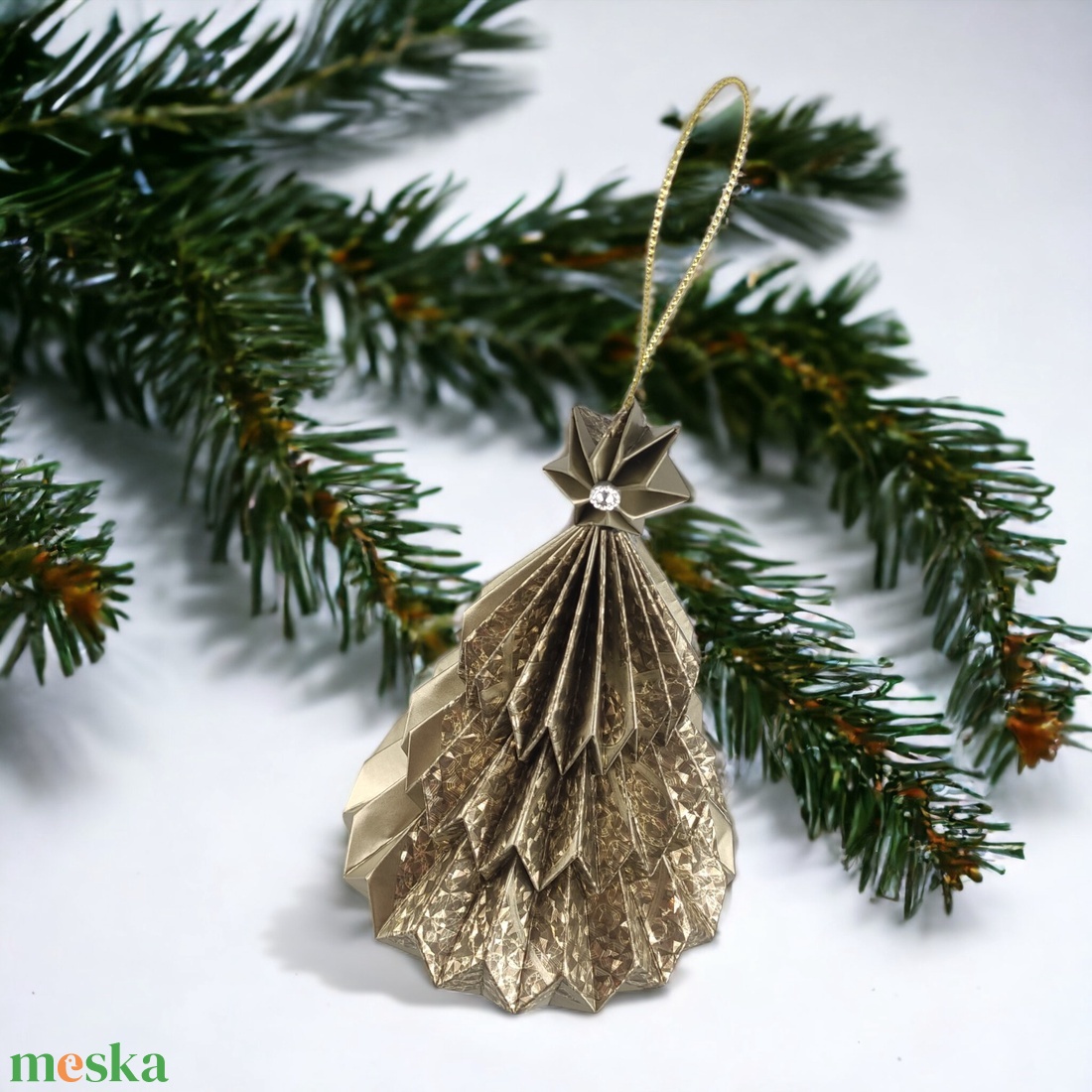 Pezsgő színű fenyőfa formájú karácsonyfadísz FF023 - karácsony - karácsonyi lakásdekoráció - karácsonyfadíszek - Meska.hu