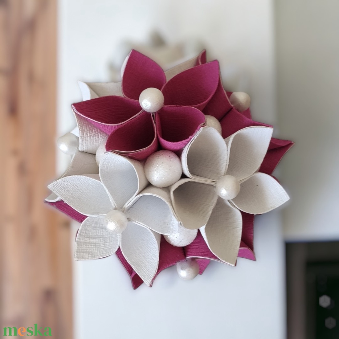 Pink, fehér színű cseresznyevirágfa festett kézműves betonkaspóban KVF014 - otthon & életmód - virágdekoráció - virágdíszek - virágdísz kaspóban - Meska.hu