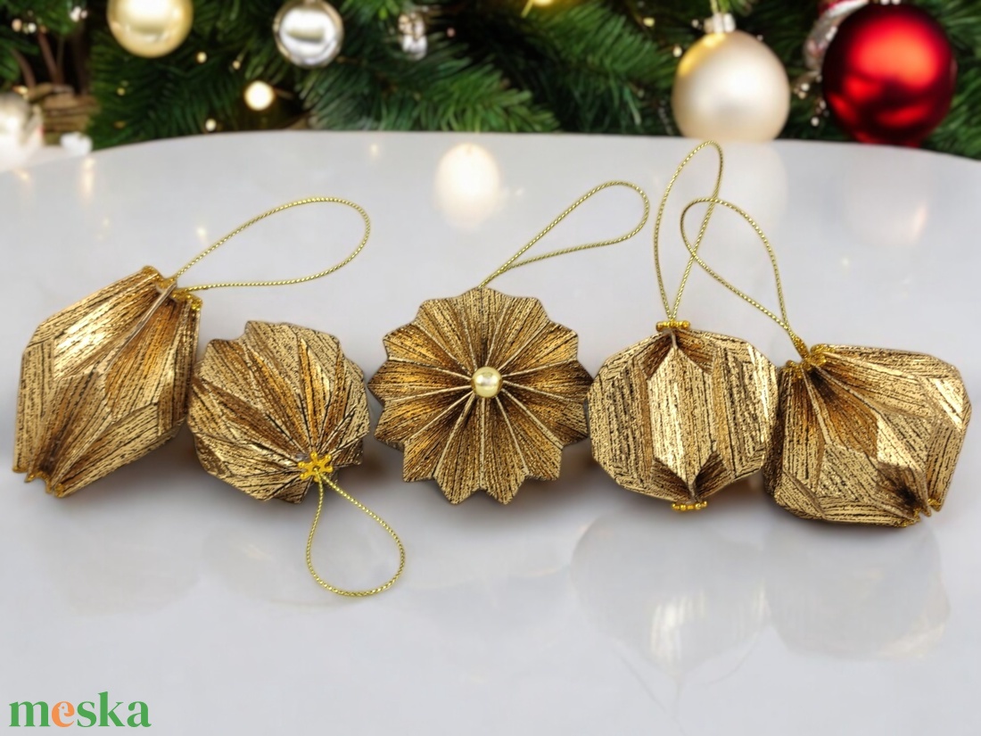 10 darabos arany origami karácsonyfadísz szettek és 10 darab fehér-arany angyalka - karácsony - karácsonyi lakásdekoráció - karácsonyfadíszek - Meska.hu 10 darabos arany origami karácsonyfadísz szettek és 10 darab fehér-arany angyalka - karácsony - karácsonyi lakásdekoráció - karácsonyfadíszek - Meska.hu