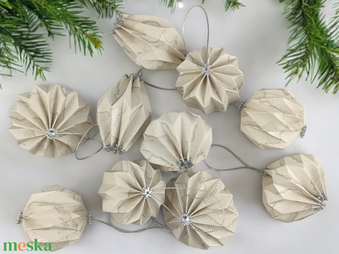 10 darabos beige színű karácsonyfadísz szett LNTBA001 - karácsony - karácsonyi lakásdekoráció - karácsonyfadíszek - Meska.hu