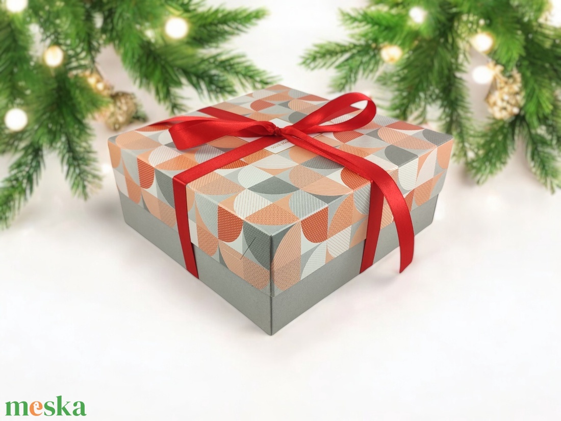 12 darabos pezsgőszínű karácsonyfadísz szett díszcsomagolásban LNTAR019 - karácsony - karácsonyi lakásdekoráció - karácsonyfadíszek - Meska.hu 12 darabos pezsgőszínű karácsonyfadísz szett díszcsomagolásban LNTAR019 - karácsony - karácsonyi lakásdekoráció - karácsonyfadíszek - Meska.hu