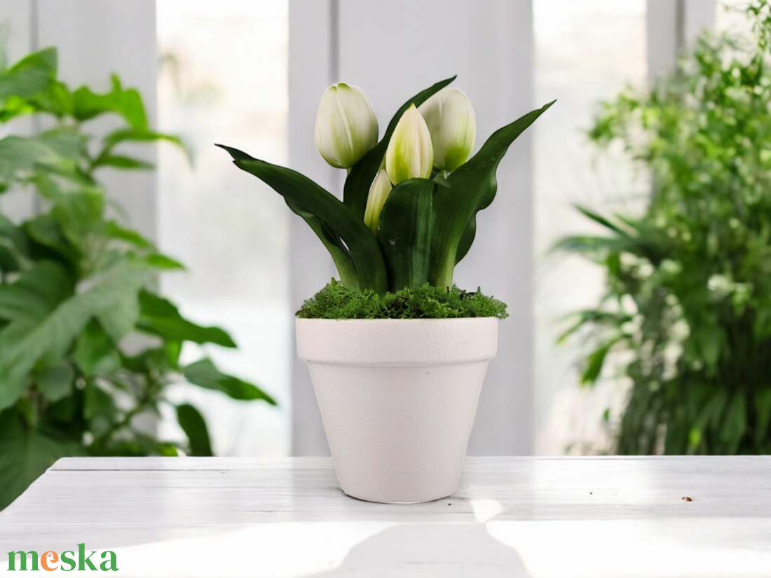 Élethű fehér tulipánok kaspóban TUE527FH - otthon & életmód - dekoráció - virágdísz és tartó - csokor & virágdísz - Meska.hu