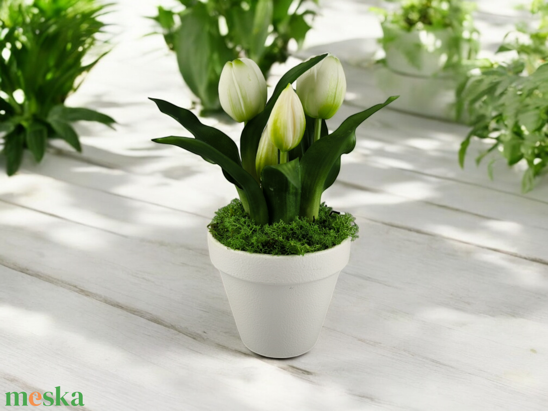 Élethű fehér tulipánok kaspóban TUE527FH - otthon & életmód - dekoráció - virágdísz és tartó - csokor & virágdísz - Meska.hu