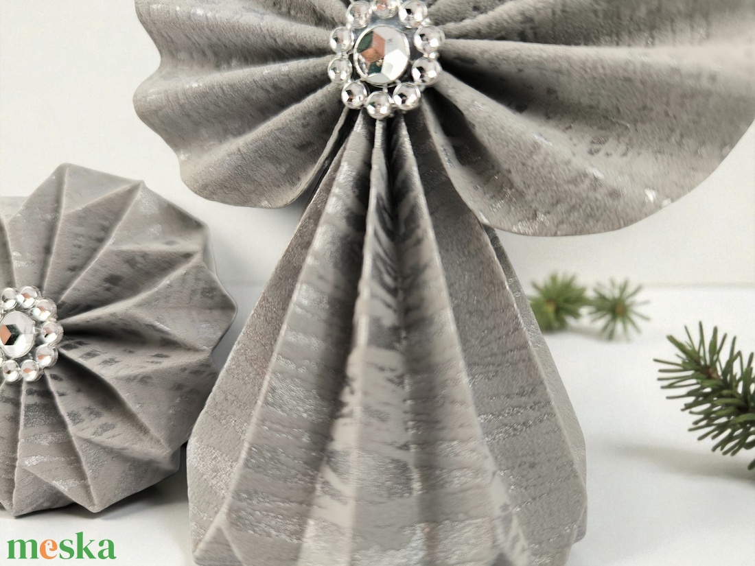 Ezüst szürke mintás papírangyalka PANEZ0072 - karácsony - karácsonyi lakásdekoráció - karácsonyfadíszek - Meska.hu