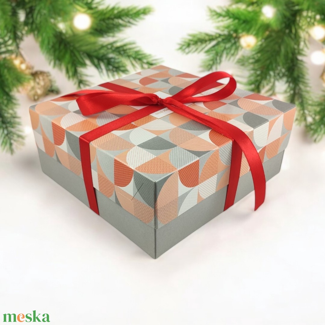 Kézműves Karácsonyi Ajándékbox Papírdíszekkel  Ünnepi Dekoráció Válogatás - Ekrü és arany színben KBO18B - karácsony - karácsonyi lakásdekoráció - karácsonyfadíszek - Meska.hu