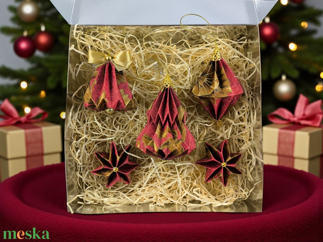 Karácsonyi ajándékbox válogatás - meggypiros és óarany árnyalatokban KGBX002 - karácsony - karácsonyi lakásdekoráció - karácsonyfadíszek - Meska.hu