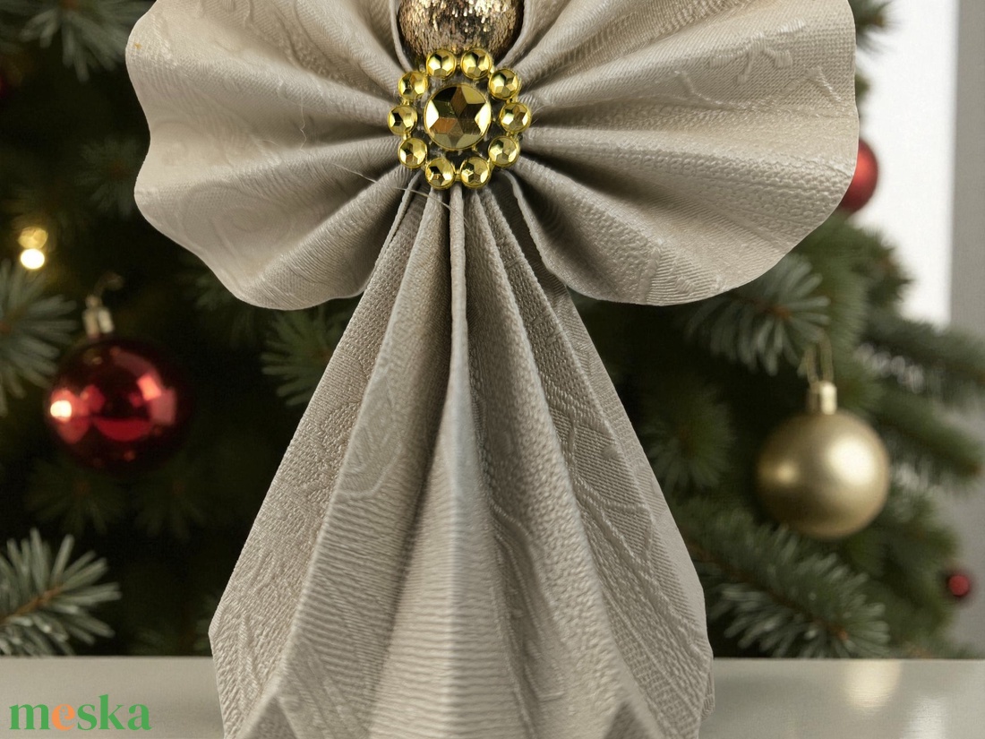 Ekrü, arany papírangyalka PANAR0112 - karácsony - karácsonyi lakásdekoráció - karácsonyfadíszek - Meska.hu