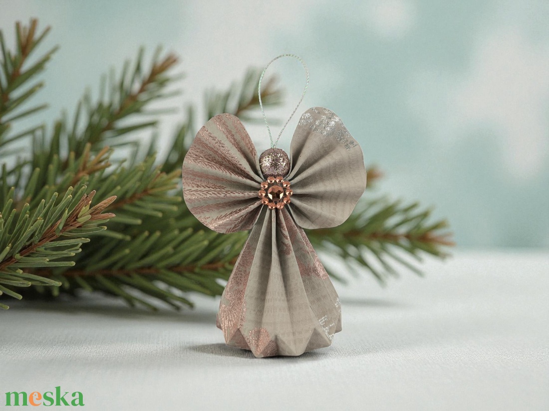 Púder alapon rosegold és ezüst mintás papírangyalka függődísz PANRG006 - karácsony - karácsonyi lakásdekoráció - karácsonyfadíszek - Meska.hu