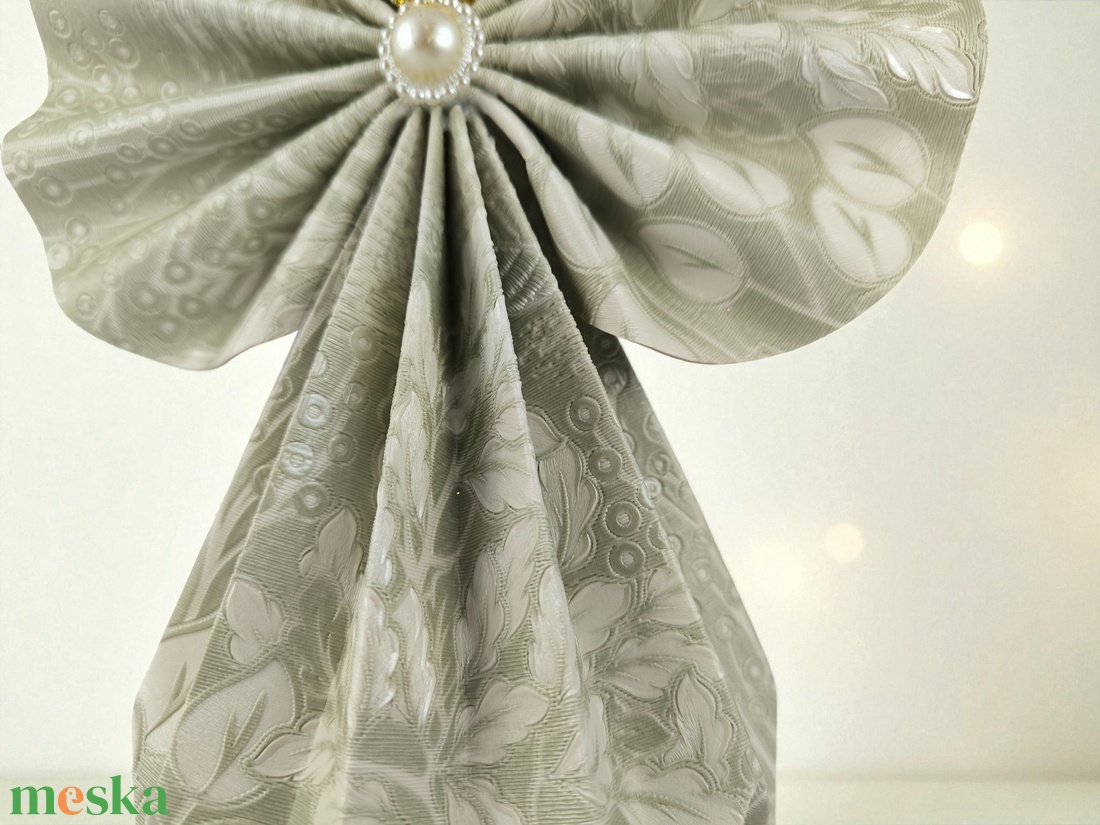 Halványzöld mintás papírangyalka polcdekoráció OPA62 - karácsony - karácsonyi lakásdekoráció - karácsonyi lakásdíszek - Meska.hu