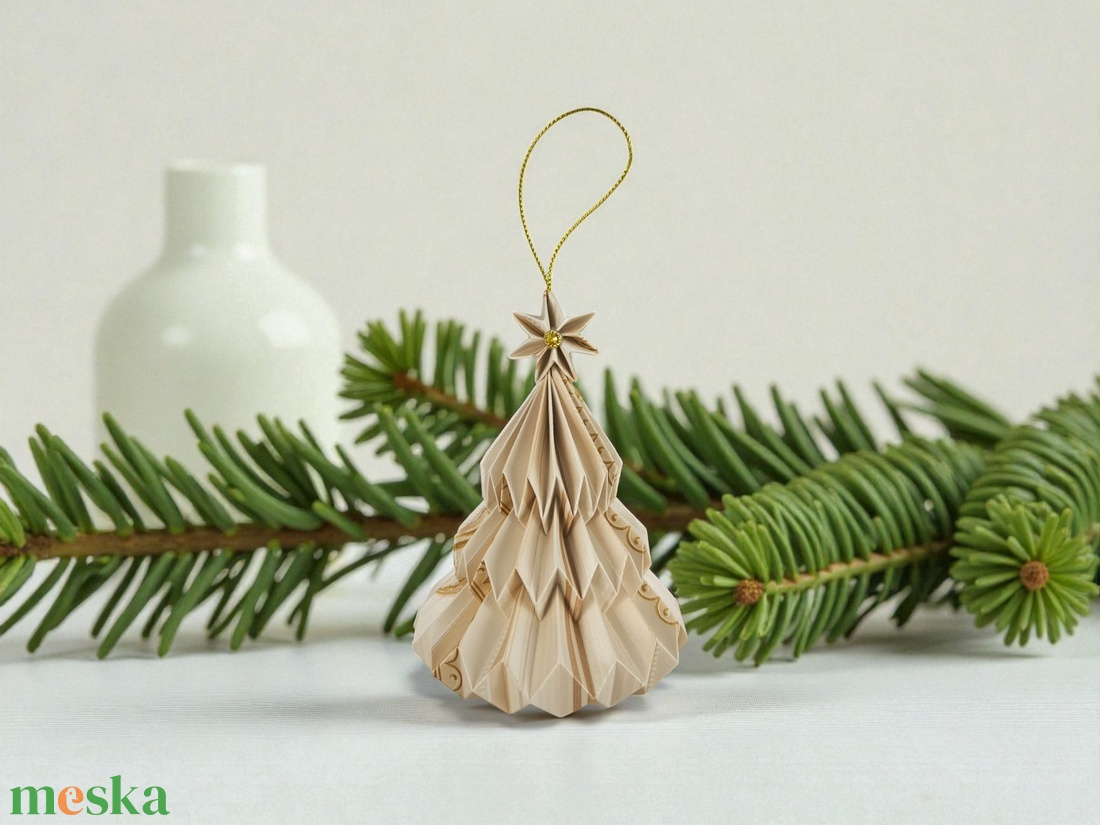 Ekrü, beige, arany mintás fenyőfa formájú karácsonyfadísz FF137 - karácsony - karácsonyi lakásdekoráció - karácsonyfadíszek - Meska.hu