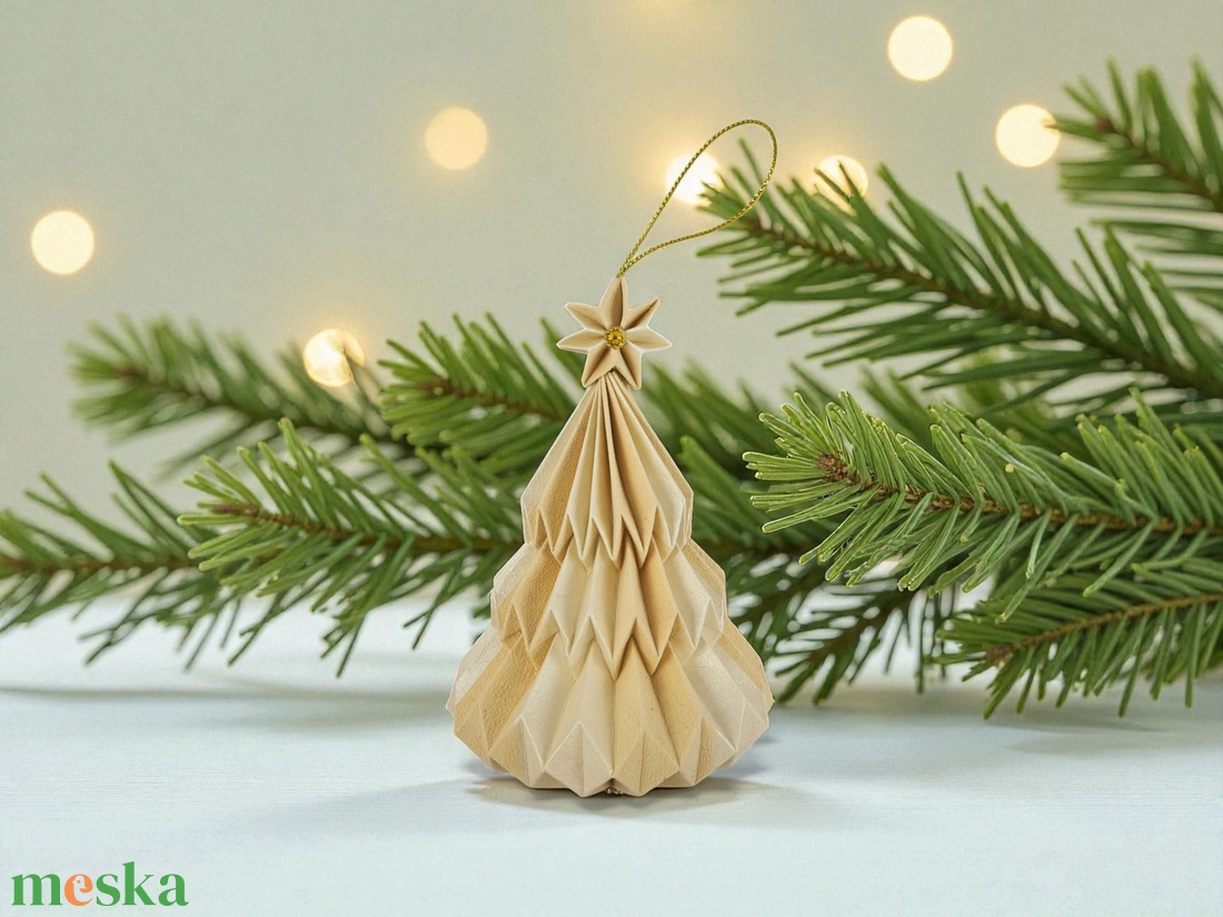Krémszínű csíkos fenyőfa formájú karácsonyfadísz FF139 - karácsony - karácsonyi lakásdekoráció - karácsonyfadíszek - Meska.hu